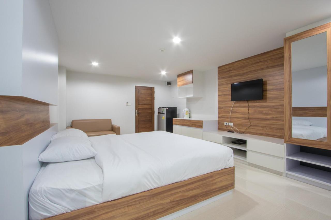 The Seasons Aparthotel Pathum Thani Ngoại thất bức ảnh