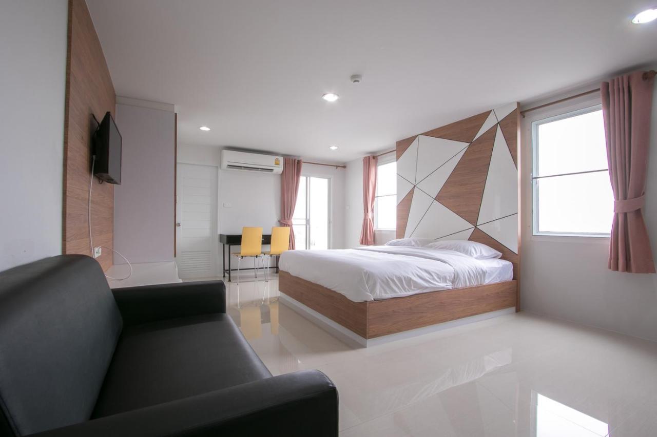 The Seasons Aparthotel Pathum Thani Ngoại thất bức ảnh