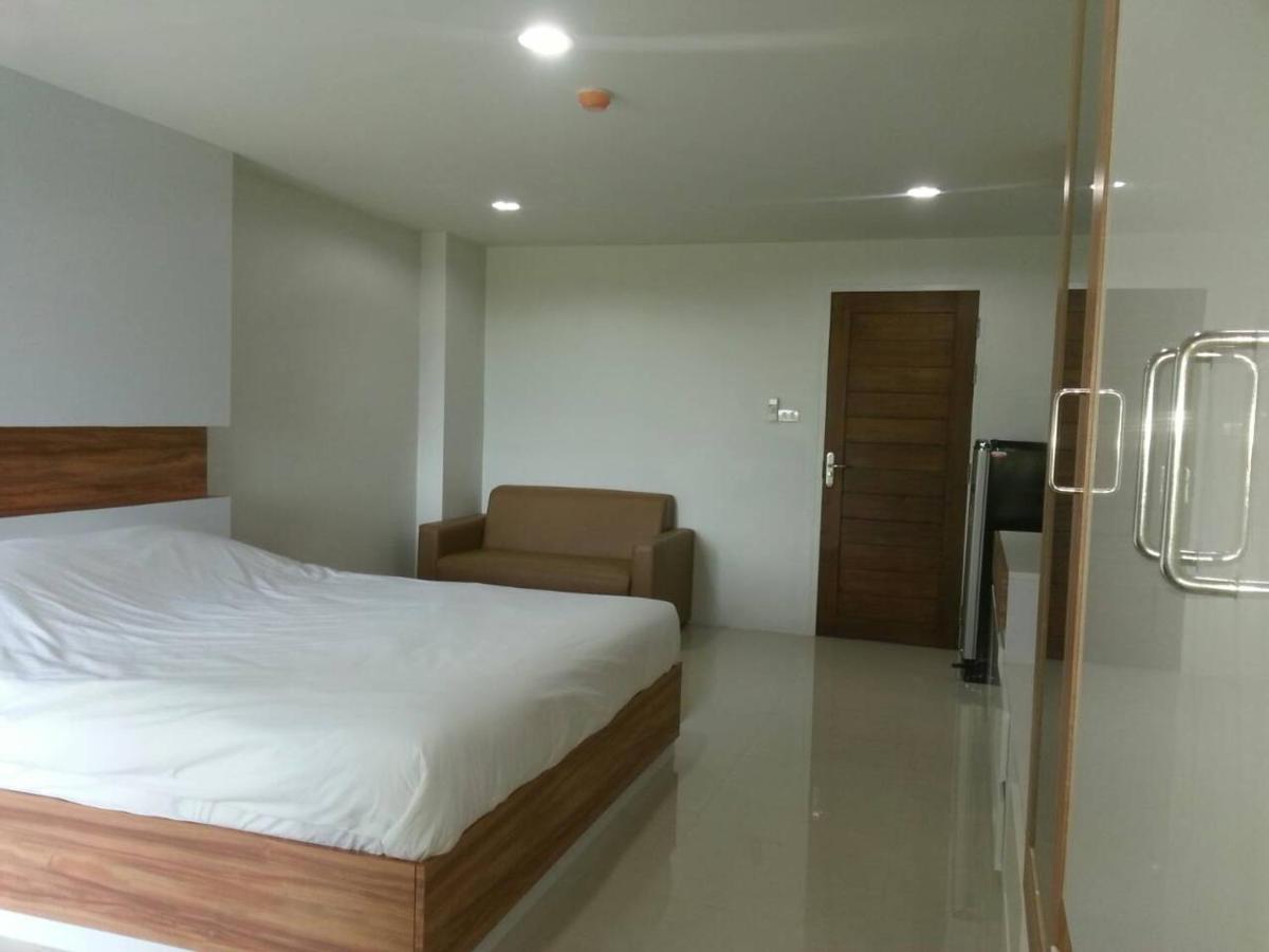 The Seasons Aparthotel Pathum Thani Ngoại thất bức ảnh
