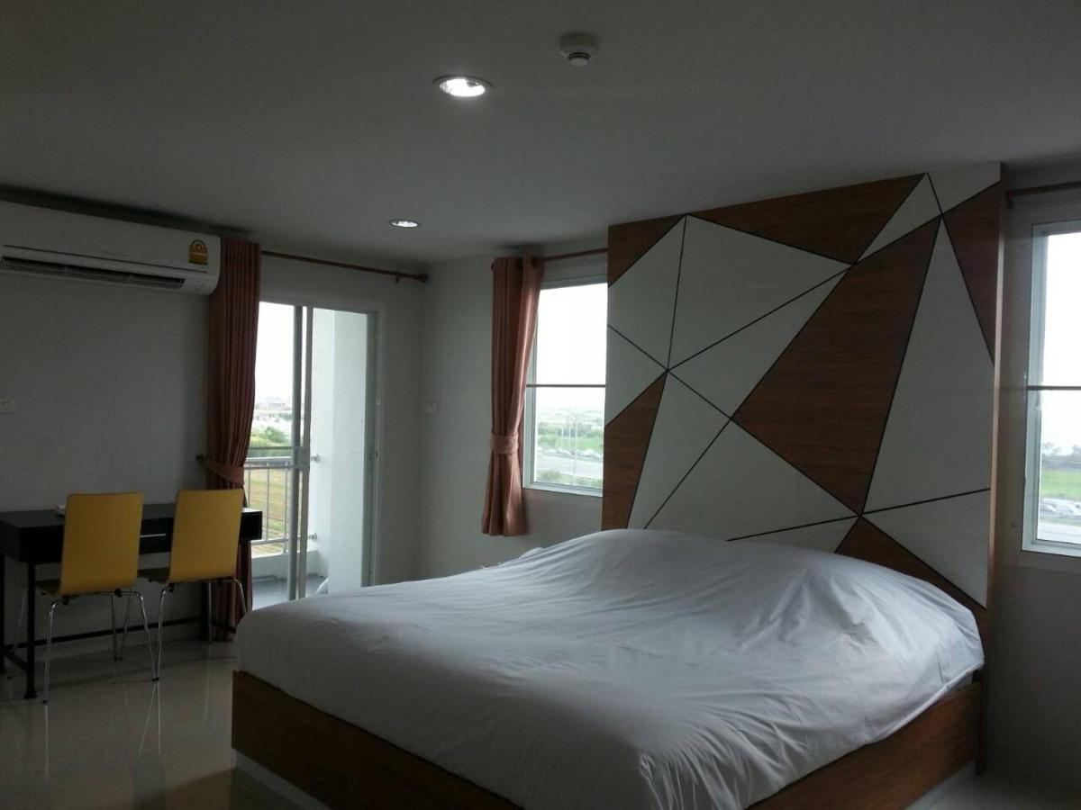 The Seasons Aparthotel Pathum Thani Ngoại thất bức ảnh